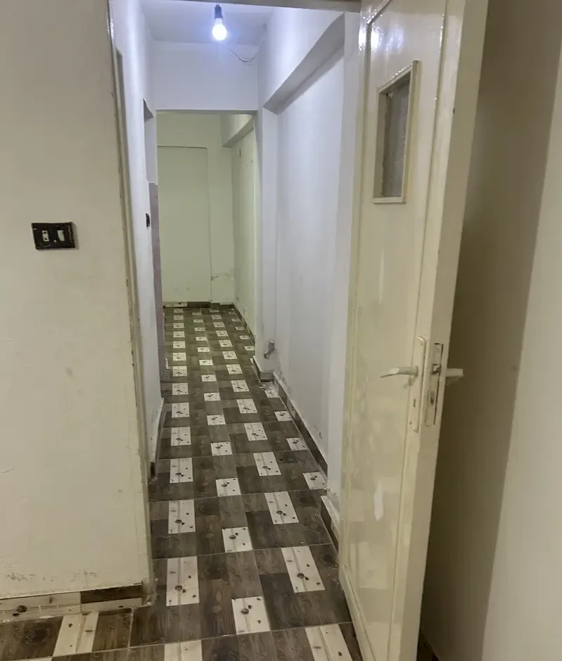 Apartment for rent, elevated ground floor, near Ain Shams St.