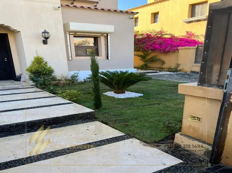 Semi-furnished townhouse for rent in Mivida | Kitchen and ACs