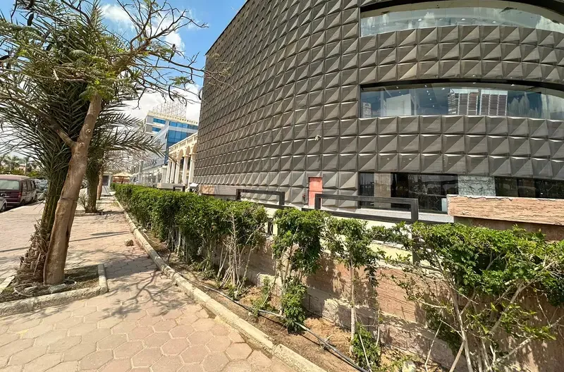 Office for rent in Avenue 22 Mall - Sheikh Zayed