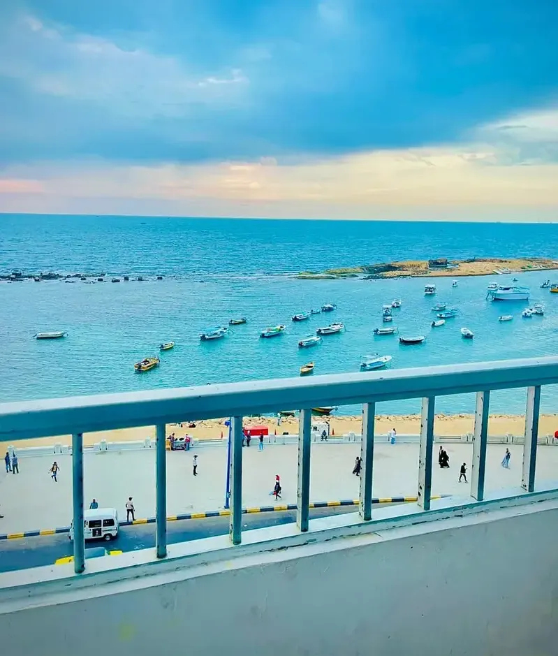 Apartment for Daily Rent in Miami – First Row Sea View