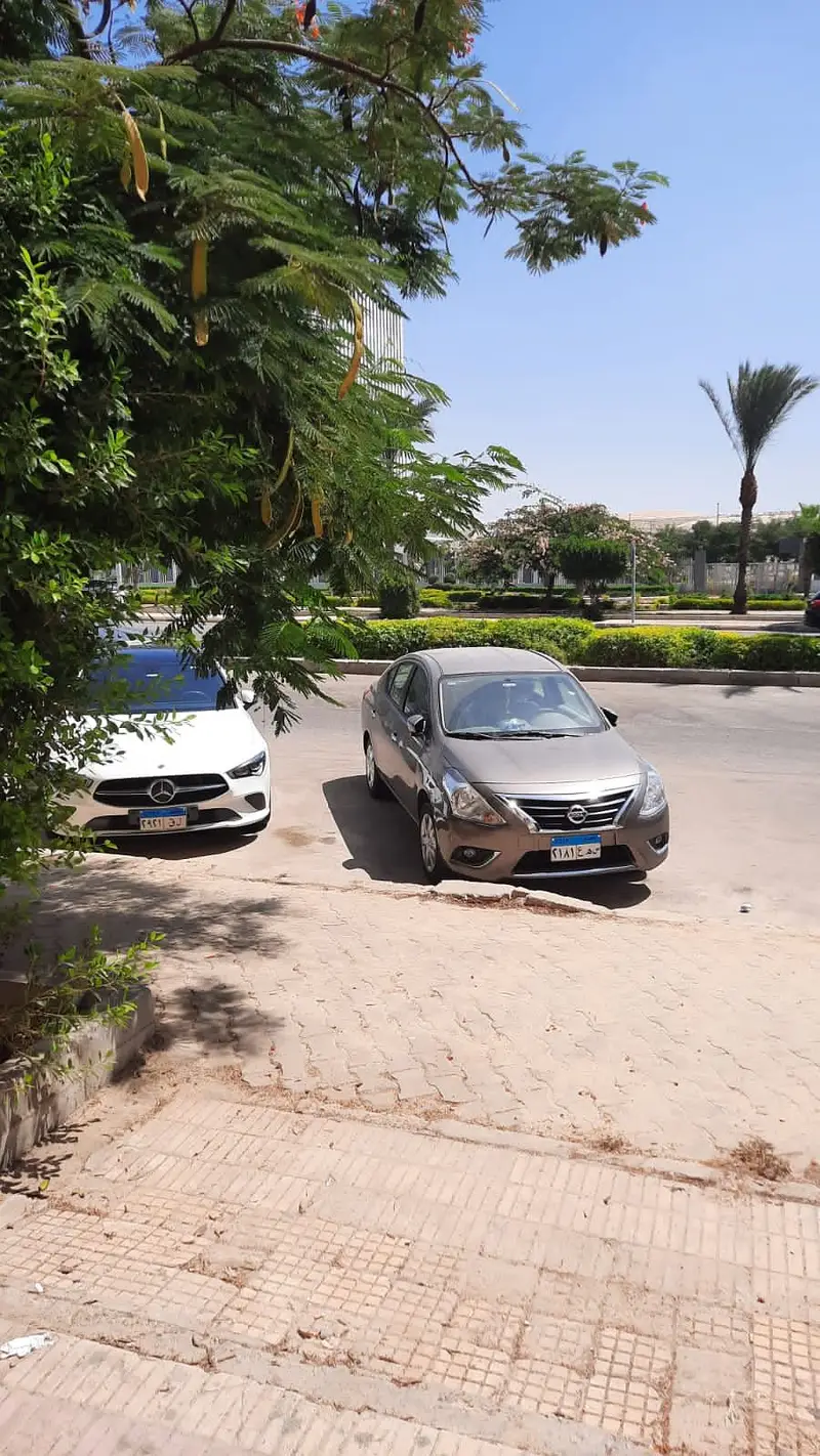 مكتب مفروش بالحي الأول بالشيخ زايد