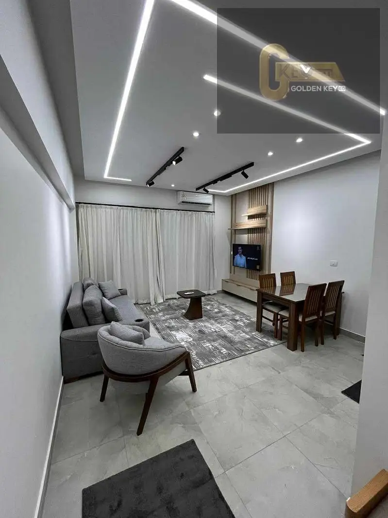 شقة فخمة بتشطيبات فائقة وتصميم عصري في موقع مميز