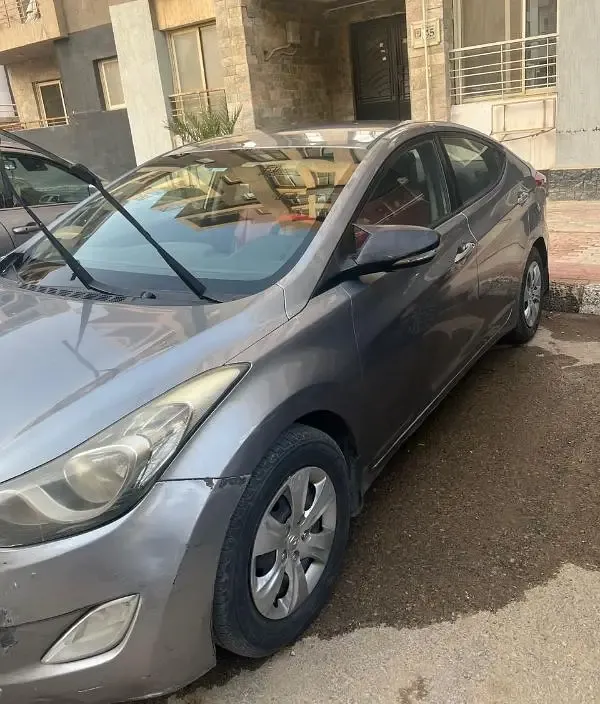 هيونداي النترا للايجار