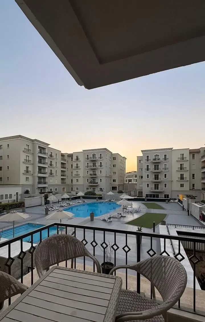 Furnished apartment for rent in Mivida Compound - Boulevard phase