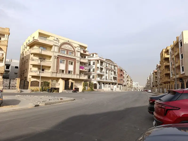 شقة مفروشة للإيجار بكمبوند زايد هايتس بالشيخ زايد