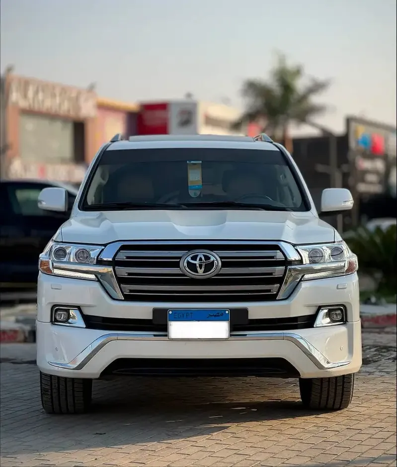 سيارة للإيجار