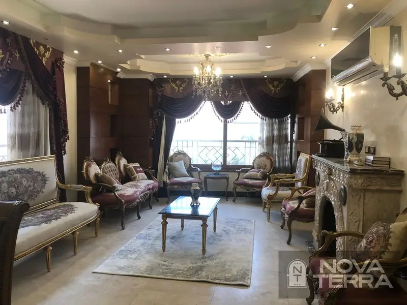 شقة مفروشة سوبر لوكس للإيجار بالحي السابع – الشيخ زايد