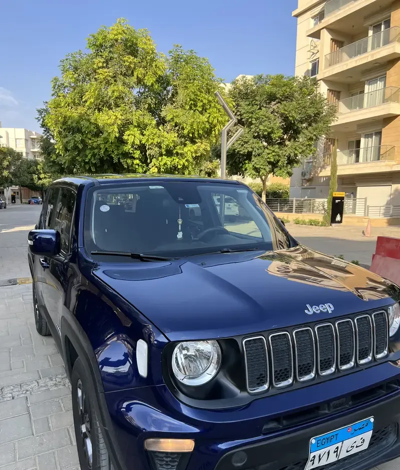 Jeep Renegade 2021 in excellent condition for rent