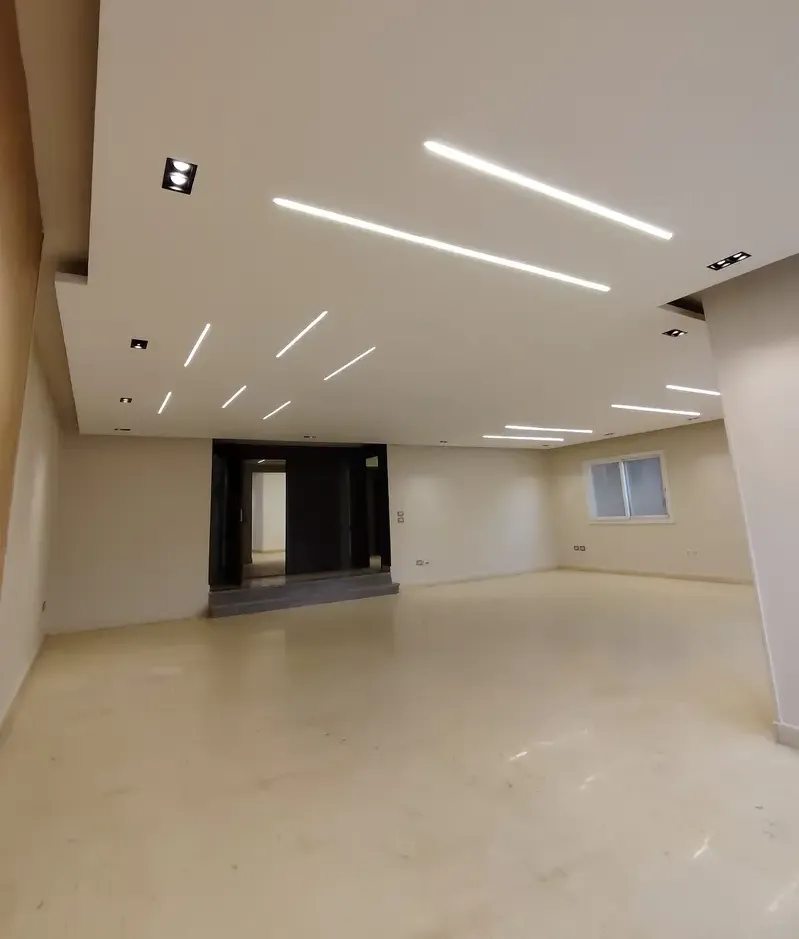 Office for rent 600sqm in Nasr City, 2nd floor, high lux finishing