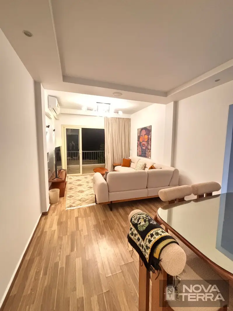 Furnished apartment for rent in The Address Compound Sheikh Zayed