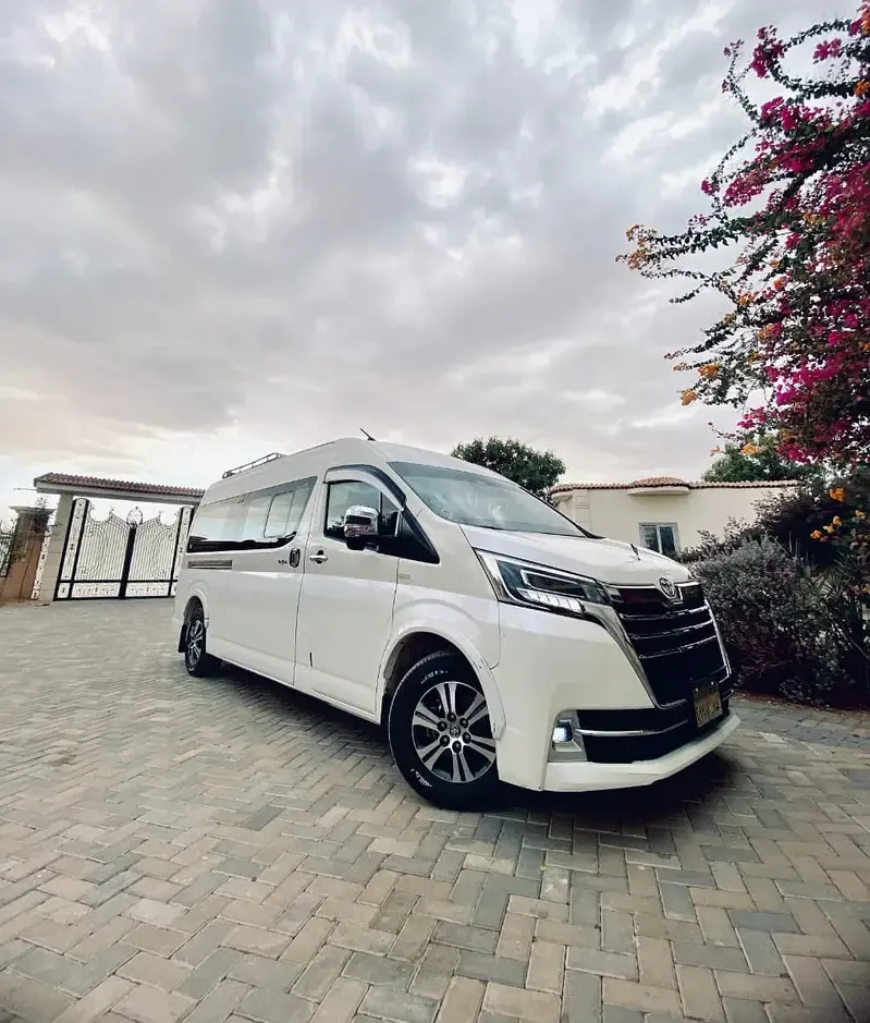Hiace Bus 2026 for Transportation