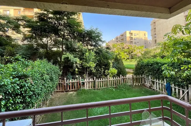 Furnished apartment for rent with a garden in Madinaty
