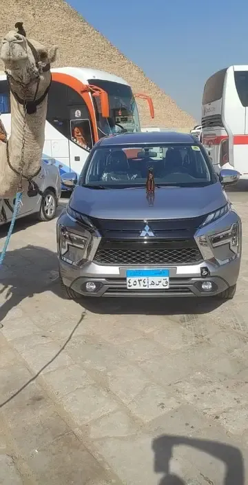 6-Seater Car, Current Model, for Travel and Tourism