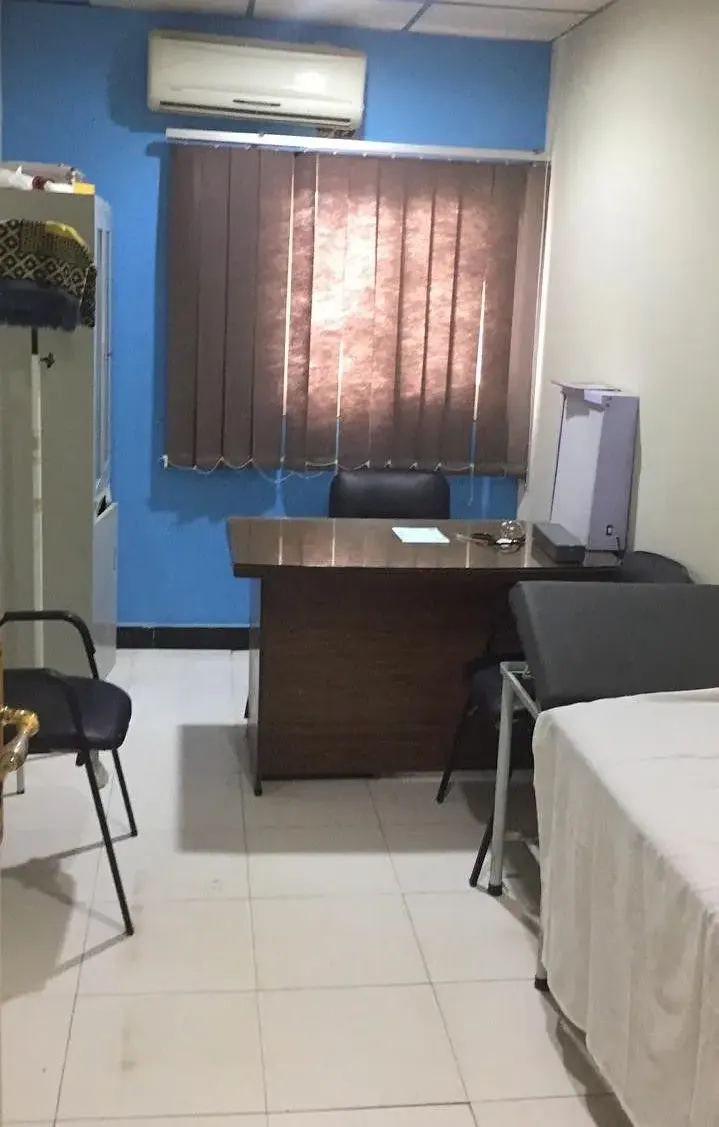 مركز طبي مرخص ومفروش للإيجار بحدائق الأهرام