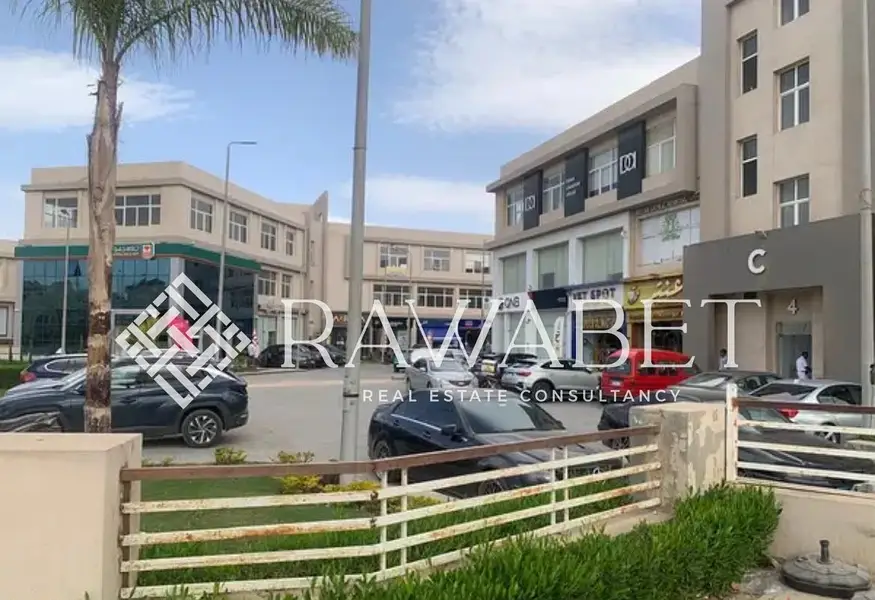 Shop for rent 68 sqm in El Karma 4 Mall, Sheikh Zayed