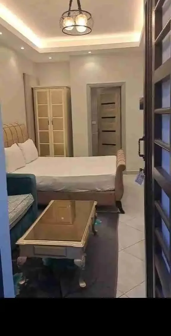 استوديو مفروش مكيف بالشيخ زايد