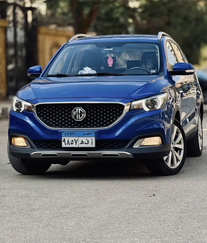 MG ZS 2022 للايجار بالسائق وبدون سائق
