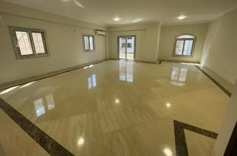 Apartment for rent in El Banafseg with kitchen and air conditioners