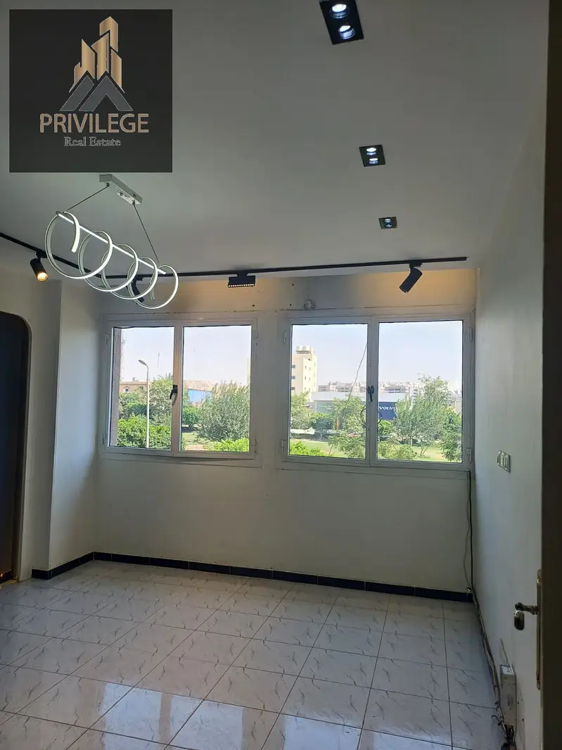 Licensed administrative office for rent in Zahraa Al Maadi