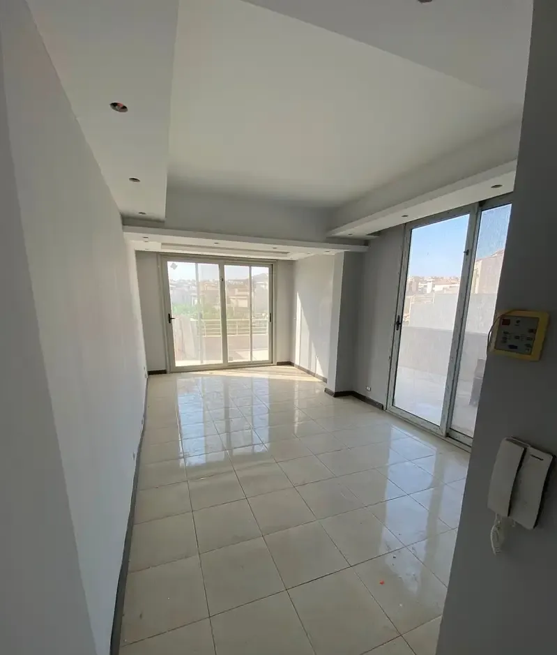 Twin house for rent in Golf Extension