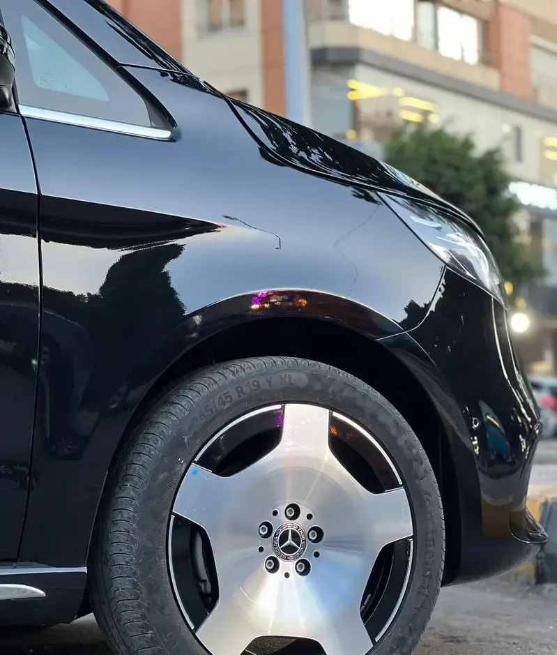 مرسيدس V300 VIP فان/باص للايجار