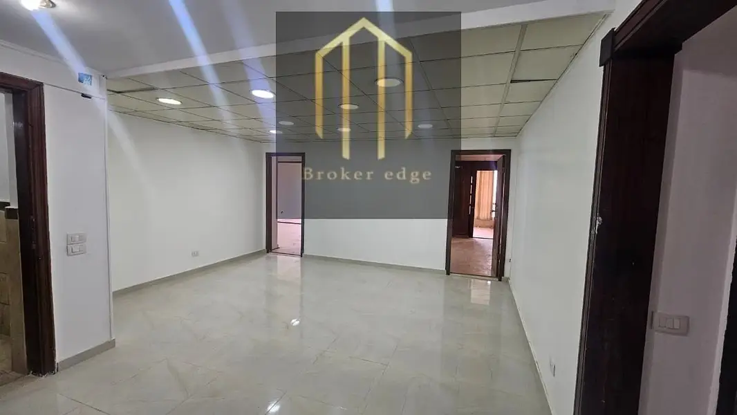 Office for rent on Thawra Street Main, 250 sqm
