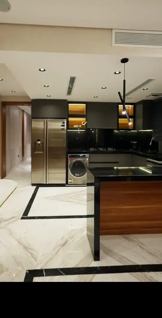 133 sqm Apartment in Mountain View Hyde Park for Rent