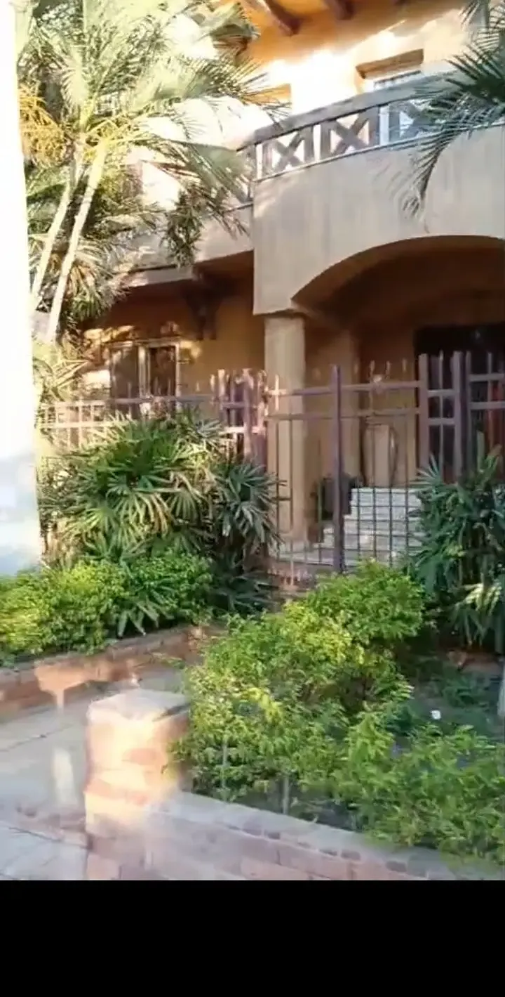 فيلا للايجار في الشيخ زايد