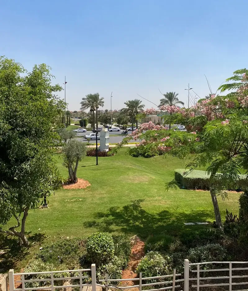 فيلا للايجار في مدينتي نموذج z وايدجاردن تشطيب خاص