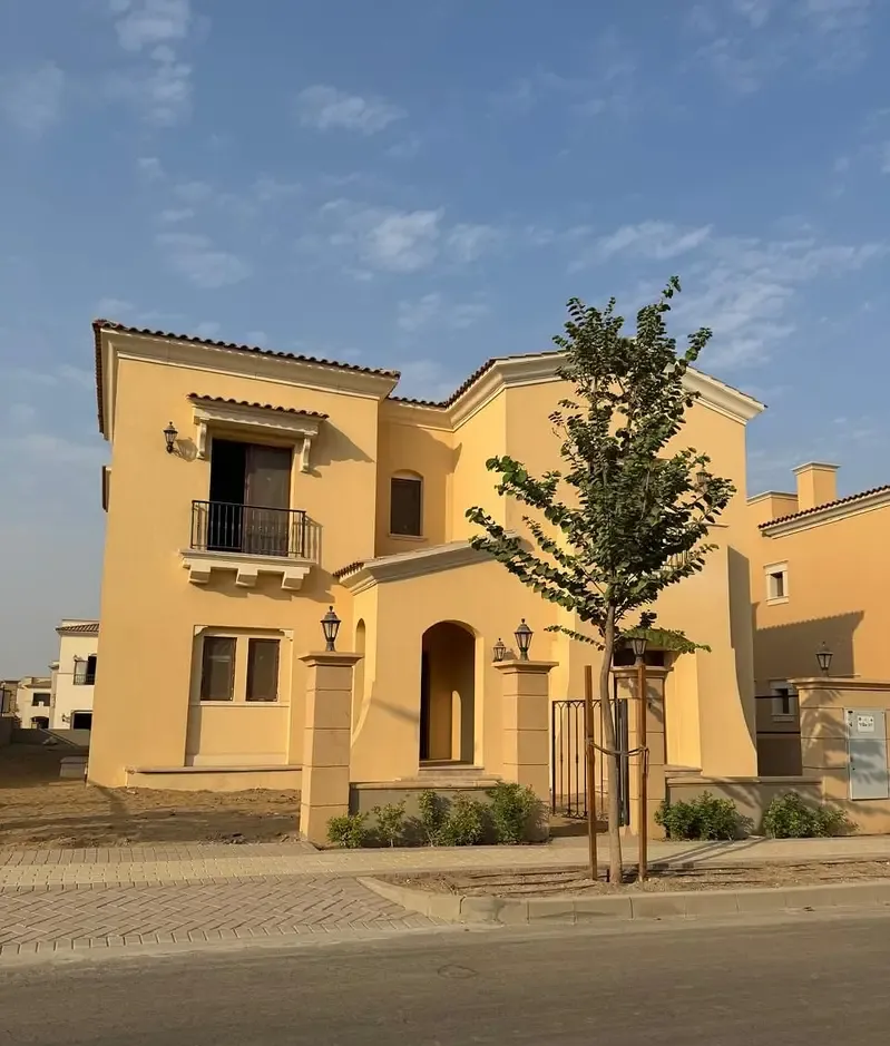 فيلا للايجار في سيتي جيت القاهرة الجديدة