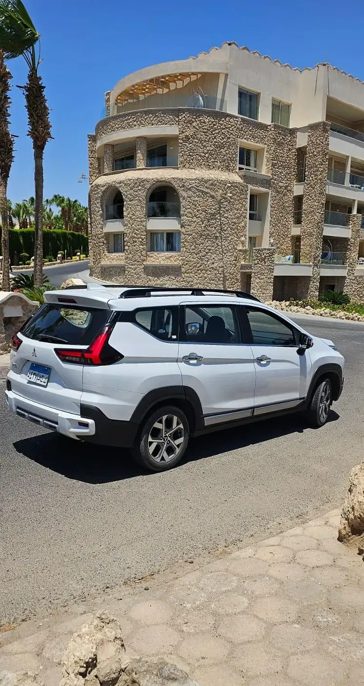 سيارة اكسپندر SUV للمطارات والمشاوير بالسائق