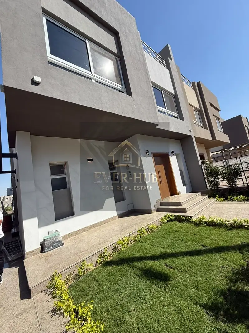 Twin house villa for rent in Etapa Compound, Sheikh Zayed