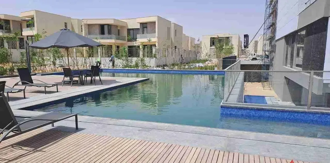 Ground floor apartment with private garden in Badya Palm Hills compound for rent