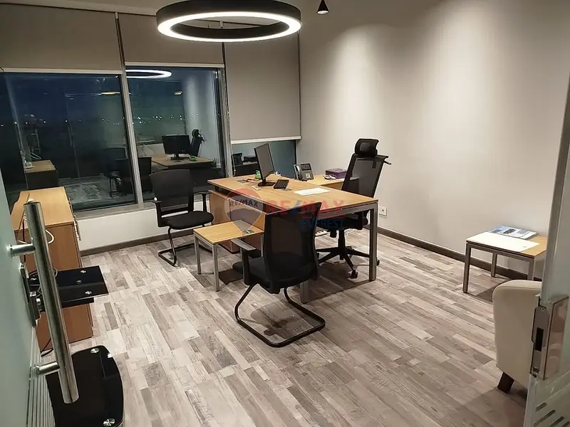 Fully equipped 250sqm office for rent in Smart Village