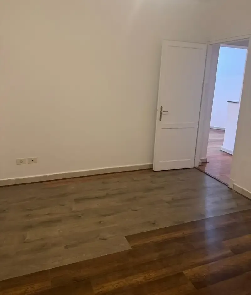Unfurnished studio for rent in Rehab 1 | Ground floor with garden | 100m