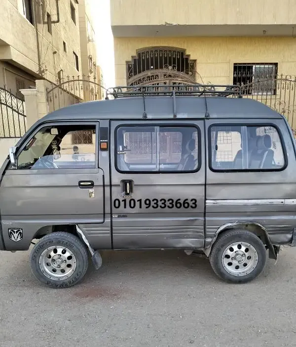 Suzuki Van for Rent for Trips and Shifts