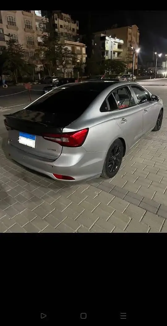 MG 5 للإيجار