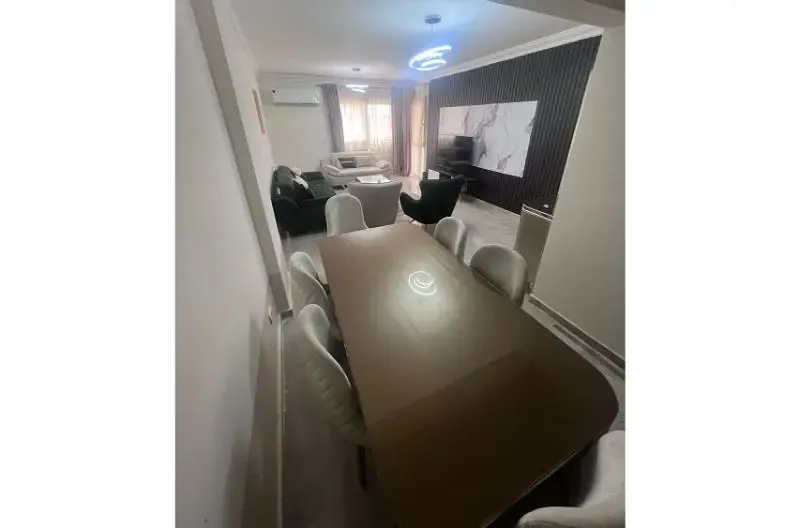 شقة للايجار بكمبوند جنه زايد ٢ بالشيخ زايد