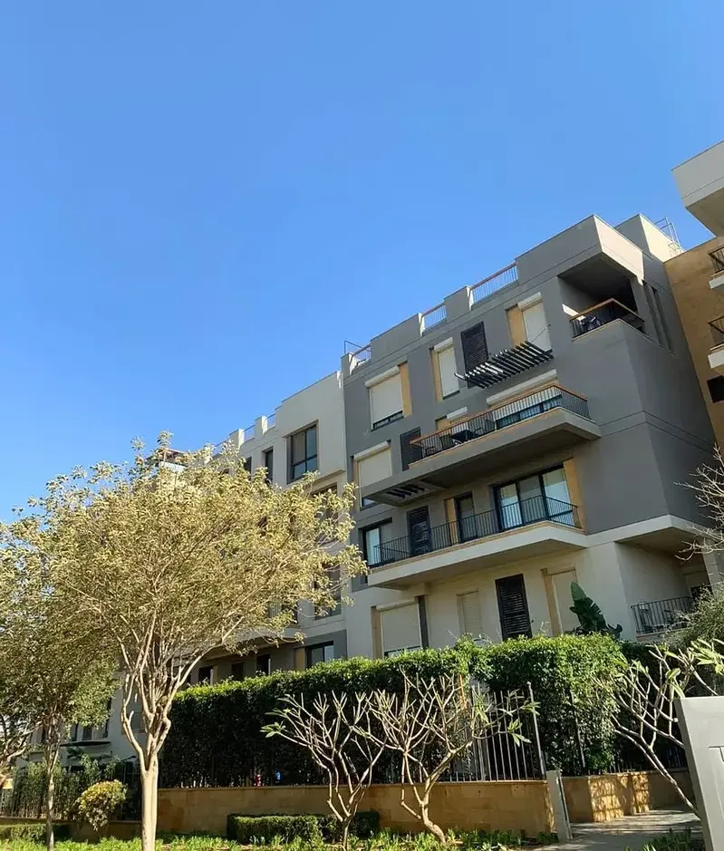 Finished duplex with garden for rent in Eastown, 5th Settlement