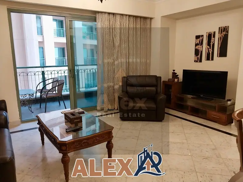 Furnished apartment for rent in Four Seasons with sea view