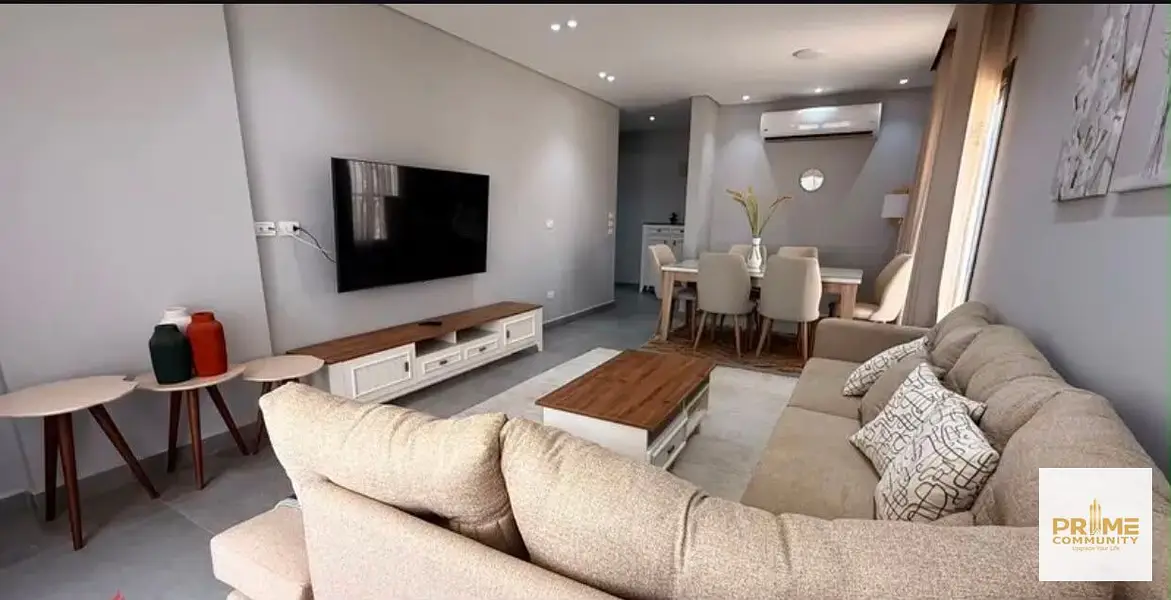 شقة 167م مفروشة للإيجار في Village West الشيخ زايد
