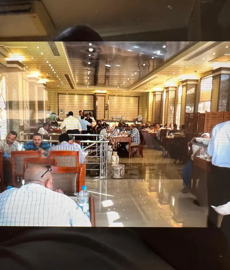محل تجاري للايجار بموقع مميز بـ 6 اكتوبر