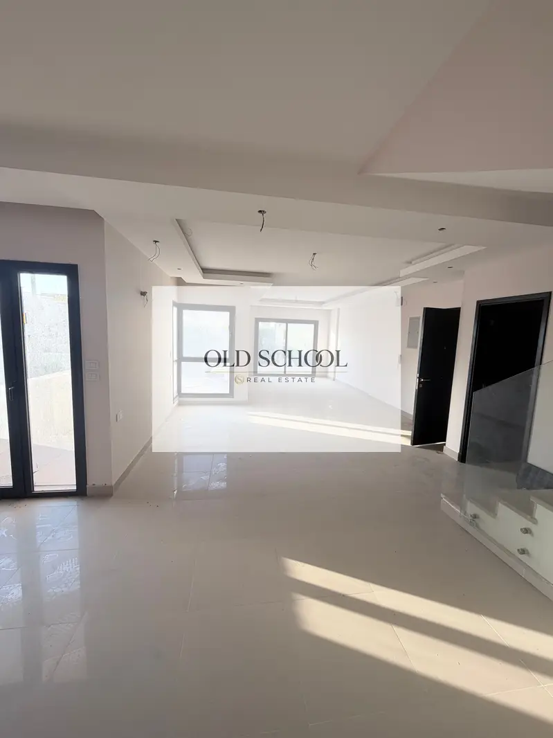 Duplex for rent in The Address East Compound, 5th Settlement, New Cairo