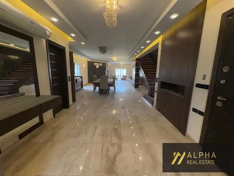 Luxurious furnished villa for rent in Mountain View Hyde Park