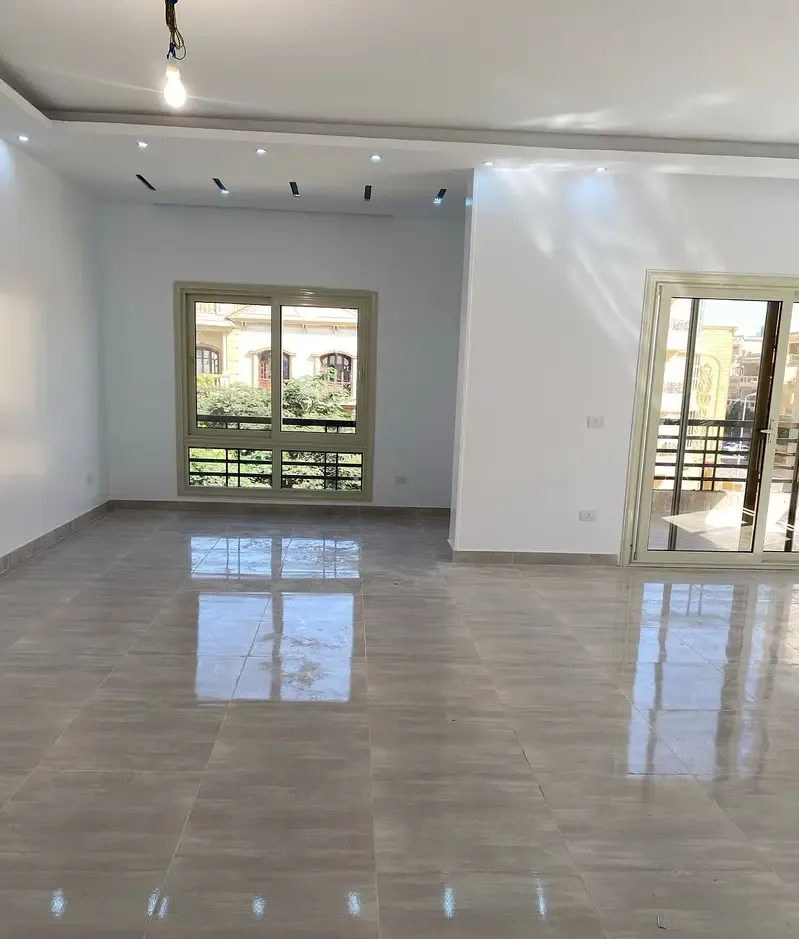 Modern 200sqm Apt, 2nd Floor, South Academy, 5th Settlement for Rent