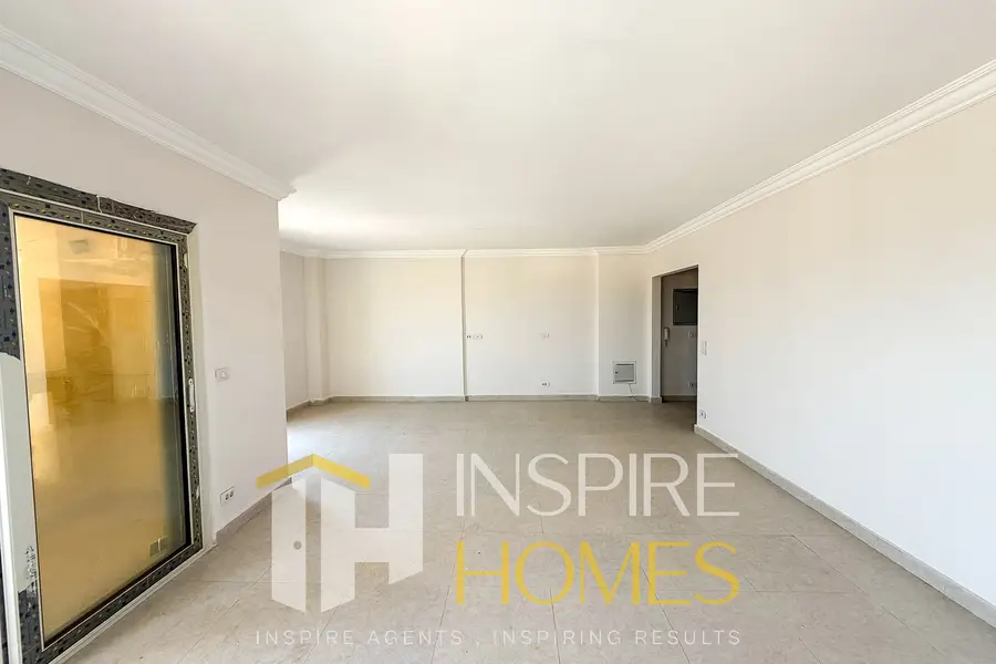 Licensed apartment with open views for rent in Sawari - 202 sqm
