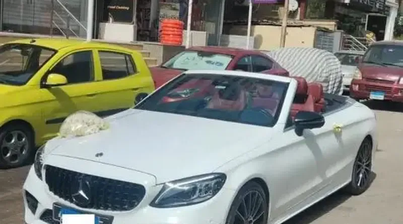 Luxury wedding cars at the lowest prices