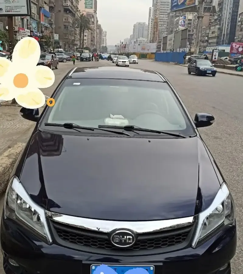 سيارة بي واي دي للايجار بالسائق