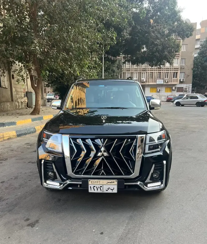 باجيرو ٢٠٢٠ للايجار بسائق او بدون