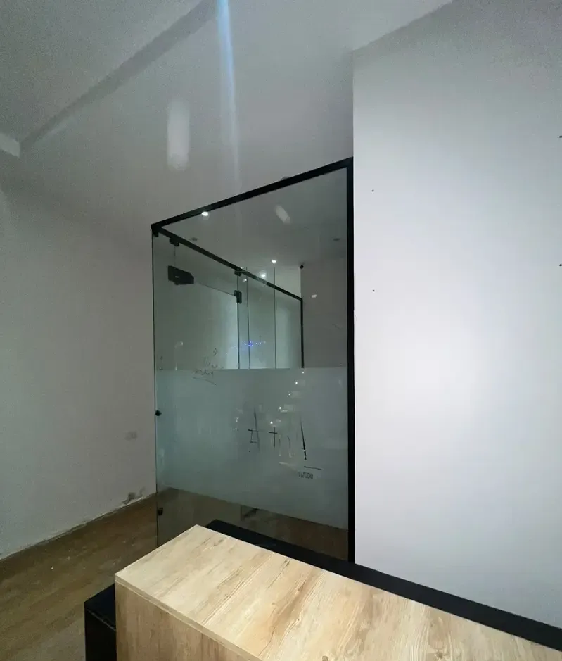 Office/Clinic for Rent in Sheikh Zayed - Al Moaz Mall